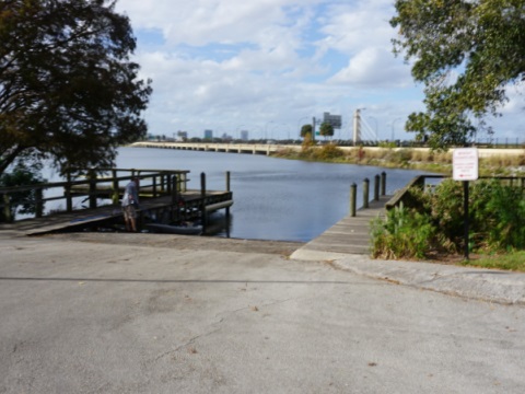 bike lake underhill path