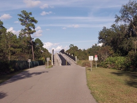 Cross Seminole Trail, FL