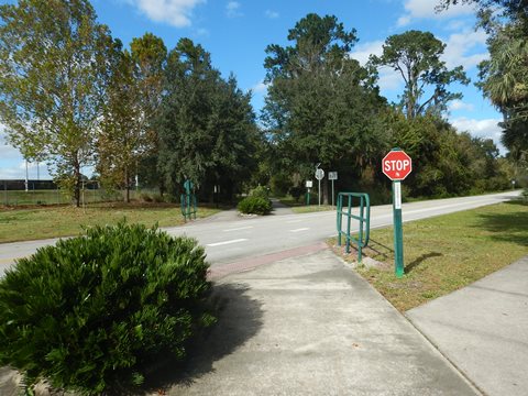 Cross Seminole Trail, FL