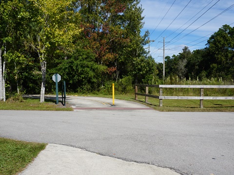 Cross Seminole Trail, FL