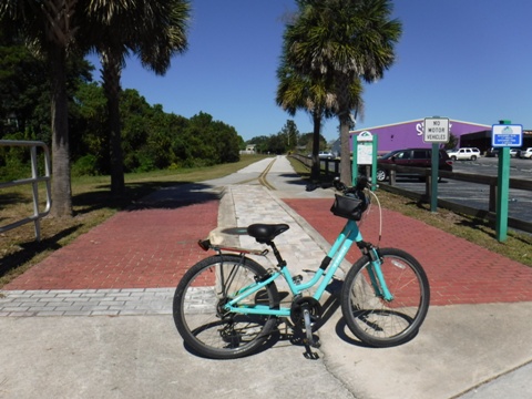 Kewannee Trail, Casselberry, Seminole County, biking, paved bike trail, paved trail